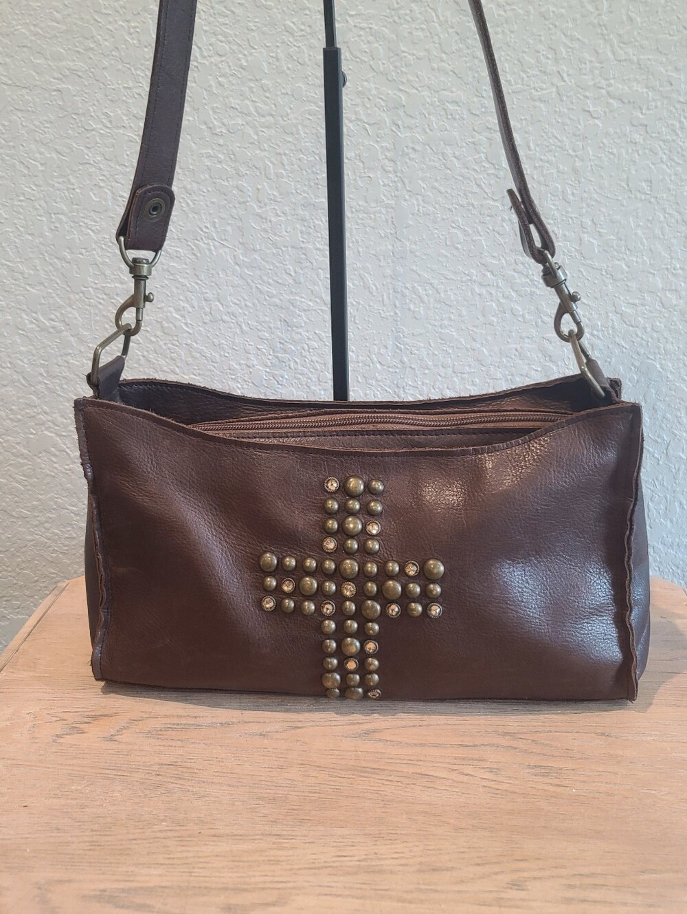 Two Bar West Brown Leather Studded Cross Western Shoulder Bag Hobo Crossbody TBW